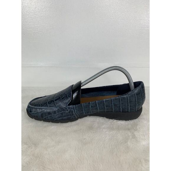 Easy Spirit ABIDE 8 Women's Navy Blue Crocodile Pattern Loafers Size 9M - Picture 6 of 9
